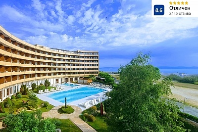Почивка в Поморие: Луксозна нощувка със закуска и вечеря в Гранд хотел