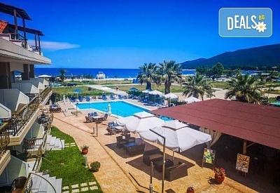 Почивка през септември в Hotel Rihios 3* в Ставрос, Гърция! 7 нощувки със закуски и вечери и възможност за организиран транспорт от Глобул Турс