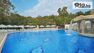 Почивка в Приморско: All Inclusive за четирима с басейни и плаж