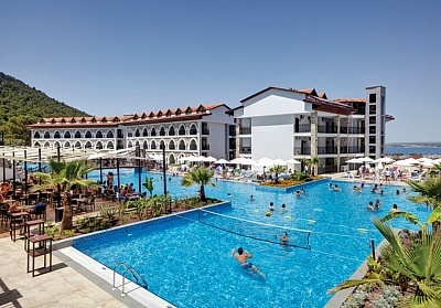 Почивка в RAMADA RESORT AKBUK 5*, Дидим, Турция! Чартърен полет от София + 7 нощувки на човек на база 24 HOURS ALL INCLUSIVE