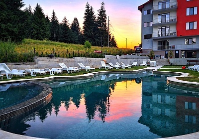 Почивка в Сърница със закуска, обяд и вечеря и басейн