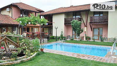 Почивка в семеен хотел Комплекс Градина, Огняново със закуска и СПА удобства