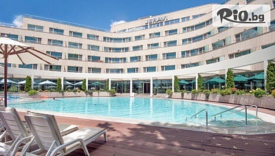 Почивка в ТОП сезон на Слънчев бряг, първа линия! All Inclusive нощувка + БЕЗПЛАТНО за дете до 13.99 г. + басейн, шезлонг и чадър, от Хотел Жерави 4*