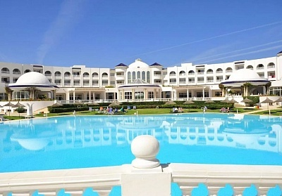  Почивка в Тунис от юни до септември 2021. Чартърен полет от София + 7 нощувки на база All Inclusive на човек в хотел  Golden Tulip Taj Sultan 5*, Хамамет! 