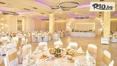 Нова година в Пирот: Голяма зала, вечеря с музика и транспорт