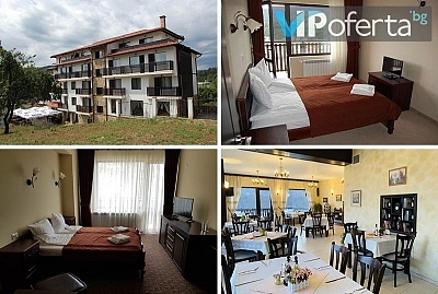 Празнична вечеря и пакети със закуски и вечери в Трявна, Семеен Хотел Бела