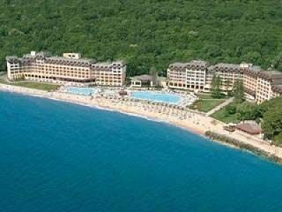 Ранни записвания All inclusive до 11.07 с минерален басейн в ТОП Хотел Ривиера Бийч