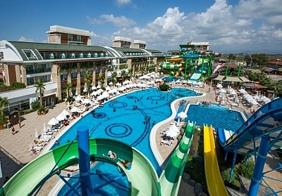  Ранни записвания за CRYSTAL WATERWORLD RESORT AND SPA 5*, Белек, Турция. Чартърен полет от София + 7 нощувки на човек на база Ultimate All Inclusive + водни пързалки 