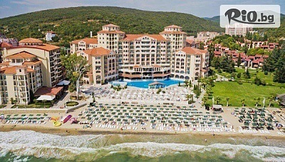 Ранни записвания в Елените от 13.06 до 3.07 и от 31.08 до 8.09! All Inclusive нощувка + басейн, чадър, шезлонг и Аквапарк + Безплатно за дете до 11.99 г., от Хотел Роял Парк 4*