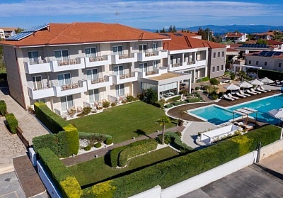 Ранни записвания в Lagaria Hotel & Apartments****, Афитос, Гърция! 2+ нощувки за 4-ма възрастни в двуспален апартамент + ползване на басейн
