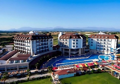 Ранни записвания за май 2025 в RAMADA RESORT SIDE 4*, Сиде, Турция! Транспорт + 7 нощувки на човек на база Аll Inclusive.