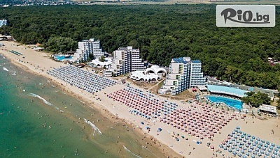 Ранни записвания за море 2025 на първа линия в Албена през цялото лято! All Inclusive нощувка + басейн с минерална вода, 2 шезлонга и 1 чадър на плажа, от Хотел Боряна