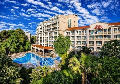 Ранни записвания за море в Слънчев бряг: Хотел Алба**** с All Inclusive и много забавления