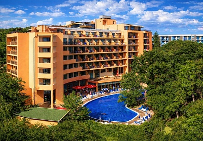 Ранни записвания за море 2026 в Златни пясъци: All inclusive с минерален басейн и СПА