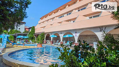 Ранни записвания за морска почивка в Лозенец Ризорт с басейн, чадър и шезлонг