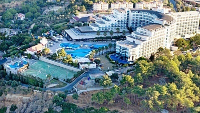 Ранни записвания за Нова година в Кушадасъ! 4 All Inclusive нощувки + Празнична гала вечеря в Otium Sealight Resort 5* + Безплатно за дете до 13 г., от Глобус Холидейс