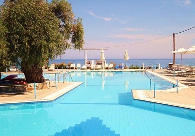 Ранни записвания на първа линия в Maranton Beach Hotel, Кинира, Тасос, Гърция! Нощувка на база All Inclusive на човек + басейн. Дете до 11.99г. БЕЗПЛАТНО!