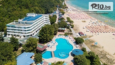 Ранни записвания за почивка на брега на морето в Албена през цялото лято! All Inclusive нощувка + басейн с минерална вода, 2 шезлонга и чадър на плажа, от Хотел Арабела Бийч 4*