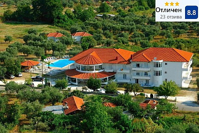 Ранни записвания: Почивка на остров Тасос, Гърция с нощувка и закуска в Hotel Achillion