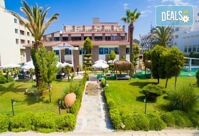 Ранни зписвания ALL INCLUSIVE морска почивка в Buyuk Berk 3*, Айвалък! 10 дни/ 7 нощувки, безплатно за дете 6.99 г и транспорт от BelpregoTravel