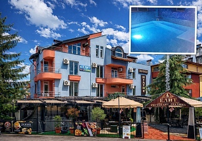 Релакс в Девин: Нощувка със закуска и вечеря в хотел Елит