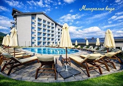 Релакс в Кюстендил: Нощувка с вкл. закуска и вечеря, външен минерален басейн и релакс зона