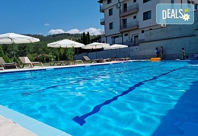 Релакс и почивка в Хотел Тайм Аут 3*, Сандански с изхранване и СПА