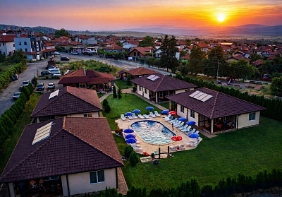 Релакс в Сапарева баня: комплекс Дарибел с минерален басейн и сауна