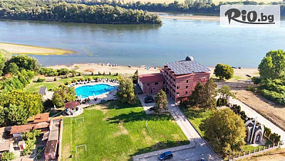 Романтика на брега на Дунав в Хотел Престиж - нощувка със закуска