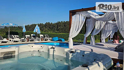 Романтика и релакс за двама във Вила Лидия, Цигов чарк с градинско джакузи и барбекю