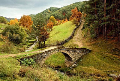 САМО за ПЛАНИНАРИ !!! КОМБИНИРАН ПАКЕТ ЧЕПЕЛАРЕ, РОДОПСКИ ДОМ 4* и ПАМПОРОВО, СНЕЖАНКА 3*: 3 нощувки със закуски, обяди и ВЕЧЕРИ само за 99 лв. на ЧОВЕК!