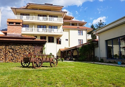 Семейна почивка в Девин с минерални бани и релакс в хотел Стиляна