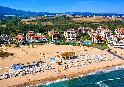 Семейна почивка в Хотел Оазис дел Маре на първа линия, Лозенец