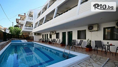 Септемврийски празници в хотел Villa Cariatis, Халкидики: 3 нощувки със закуски и автобусен транспорт