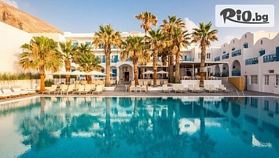 Септемврийски празници на остров Санторини! 3 нощувки със закуски в Hotel Kamari Beach + самолетен билет и летищни такси, от Солвекс