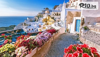 Септемврийски празници на остров Санторини! 3 нощувки със закуски в Enjoy Villas 4* + самолетен билет и летищни такси, от Солвекс