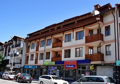 Ски почивка в Банско: Нощувка със закуска в Семеен хотел Лили