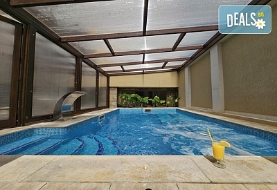 СПА релакс в семеен хотел Жери 3* във Велинград с минерален басейн