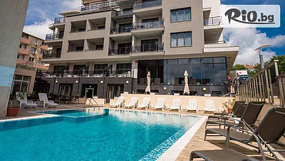 Спокойствие в Созопол: Почивка със закуска в къща за гости с басейн