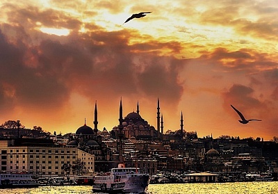  Уикенд до мегаполиса Истанбул - света на ориента! Транспорт + 2 нощувки на човек със закуски + посещение на перилната борса в Одрин от ТА Роял Холидейз 
