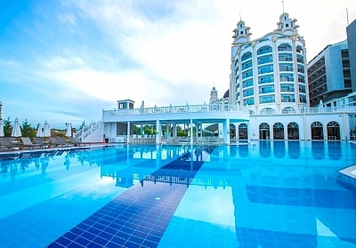 7 Ultra Аll Inclusive нощувки + транспорт за ДВАМА в JADORE DELUXE HOTEL & SPA 5*, Сиде, Турция. Дете до 11.99 г. безплатно!