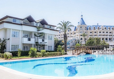 Ultra All Inclusive почивка в Aydinbey Gold Dreams Hotel 5*, басейни и безплатно за дете