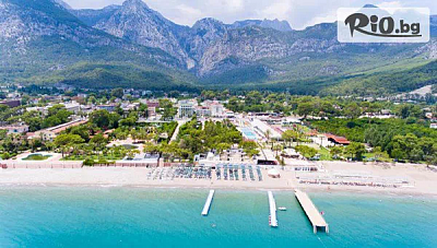 Вълнуваща самолетна почивка в Кемер, на 100 метра от плажа с Ultra All Inclusive