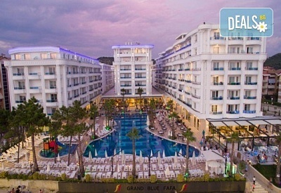 Великден в Албания, хотел GRAND BLUE FAFA 5*! 5 дни, 3 нощувки, закуски, вечери и транспорт от Надрумтур 2019 Травел