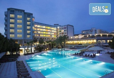 Великден в MERIDIA BEACH HOTEL 5*, Алания, Анталия, период 22.04. - 01.05.2022 г., 10 дни/с включени 7 нощувки на база All Inclusive и транспорт от Belprego Travel