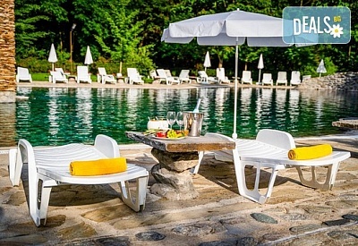 Зимна СПА почивка в хотел Петрелийски, Огняново - нощувка със закуска и минерален басейн